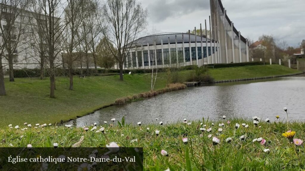 Église catholique Notre-Dame-du-Val - Bussy-Saint-Georges (Île-de-France)