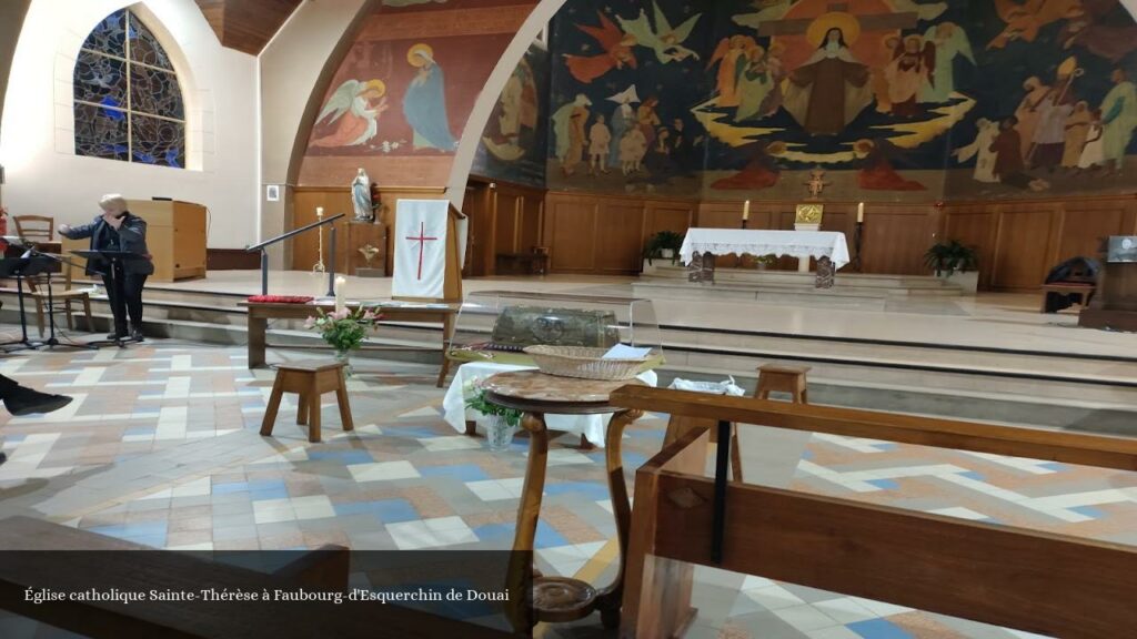 Église catholique Sainte-Thérèse à Faubourg-d'Esquerchin de Douai - Douai (Hauts-de-France)