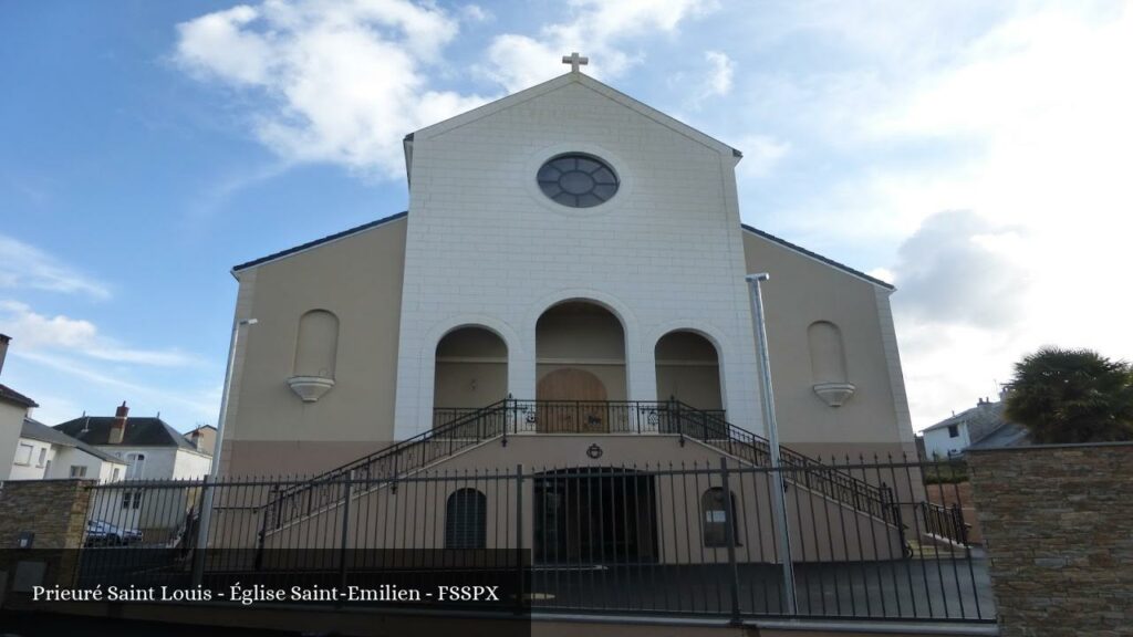 Prieuré Saint Louis - Église Saint-Emilien - FSSPX - Nantes (Pays de la Loire)